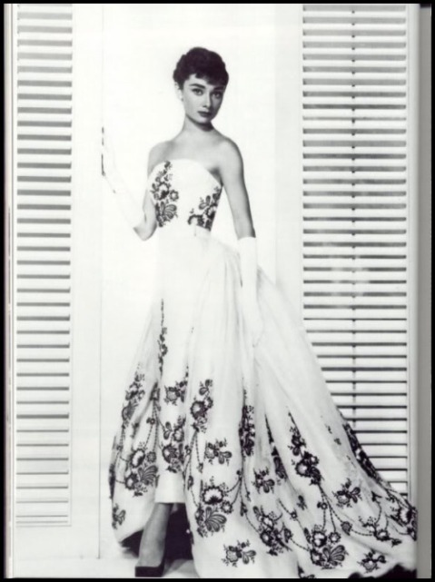 Audrey Hepburn en vestido de Givenchy