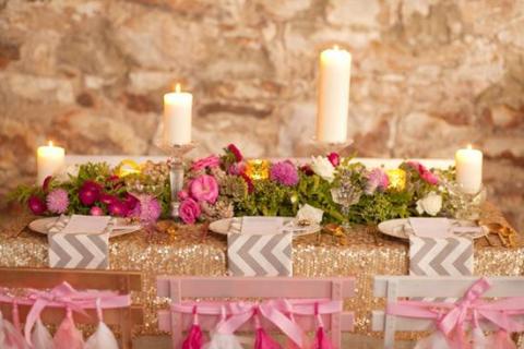 pink gold table2